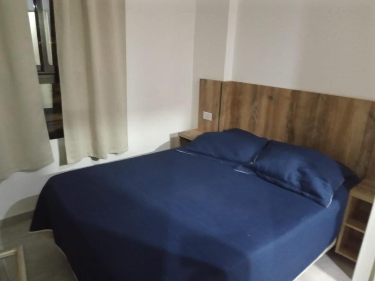 Bed and Breakfast Depto Temporario La Plata Exterior foto